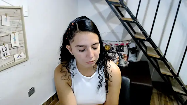 Snapshot of samantha_baby_ chatting on March 13, 12:27 am samantha baby online show from March 13, 12:27 am