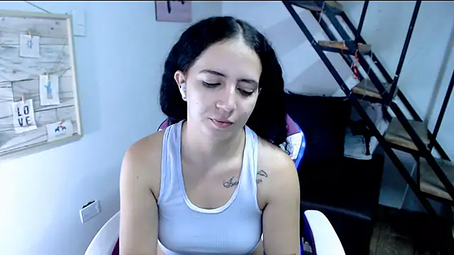 Snapshot of samantha_baby_ chatting on September 9, 8:52 pm samantha baby online show from September 9, 8:52 pm
