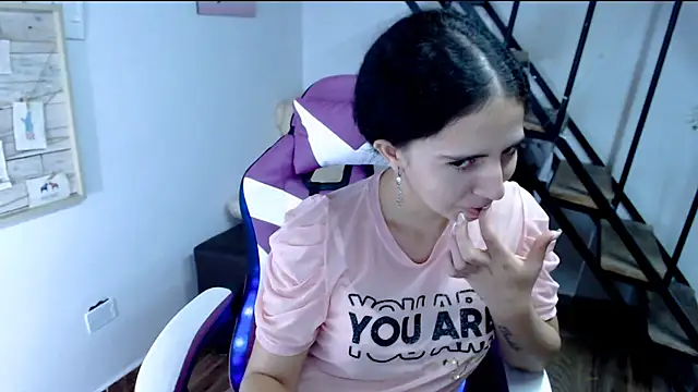 Snapshot of samantha_baby_ chatting on September 20, 5:25 pm samantha baby online show from September 20, 5:25 pm