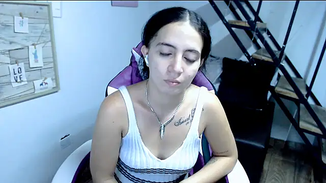 Snapshot of samantha_baby_ chatting on September 23, 7:06 pm samantha baby online show from September 23, 7:06 pm