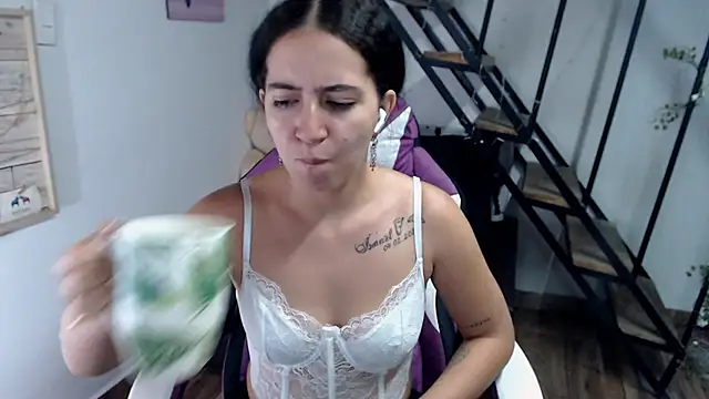 Snapshot of samantha_baby_ chatting on October 15, 7:14 pm samantha baby online show from October 15, 7:14 pm