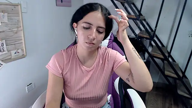 Snapshot of samantha_baby_ chatting on October 18, 8:42 pm samantha baby online show from October 18, 8:42 pm