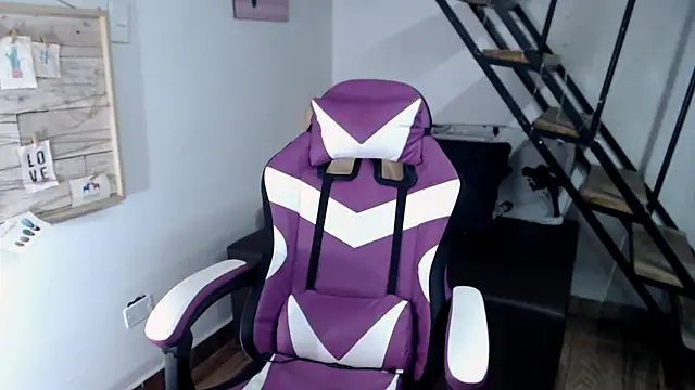 Snapshot of samantha_baby_ chatting on October 20, 5:46 pm samantha baby online show from October 20, 5:46 pm