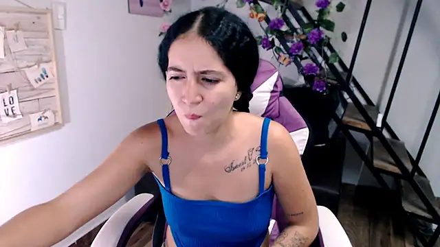 samantha baby  online show from February 18, 5:42 pm