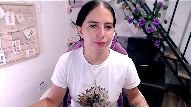 samantha baby  online show from May 19, 3:29 pm