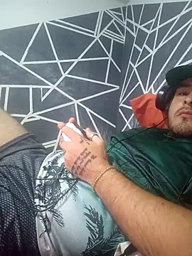 Snapshot of VikinggsSex chatting on September 30, 9:25 am VikinggsSex online show from September 30, 9:25 am