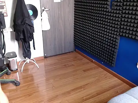 Curly Angel24 online show from January 19, 4:22 pm