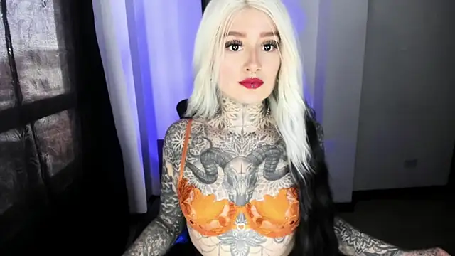 Snapshot of Anaii_Gomez chatting on October 22, 7:46 pm Anaii Gomez online show from October 22, 7:46 pm