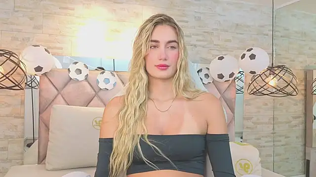 Snapshot of maryy_campbell_ chatting on July 8, 11:48 am maryy campbell online show from July 8, 11:48 am