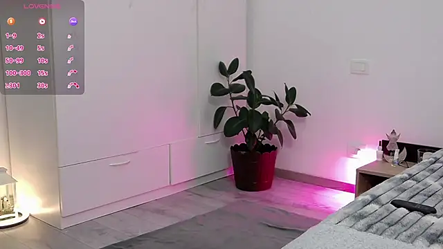 Snapshot of YourSweetSinn chatting on September 24, 12:52 pm YourSweetSinn online show from September 24, 12:52 pm