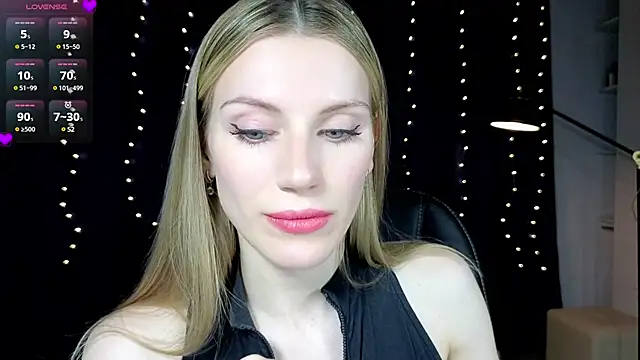 Snapshot of Lilianna_Just chatting on March 7, 4:11 pm Lilianna Just online show from March 7, 4:11 pm