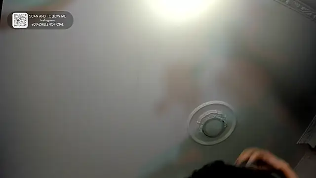 Apotheosis01 online show from April 5, 9:06 am