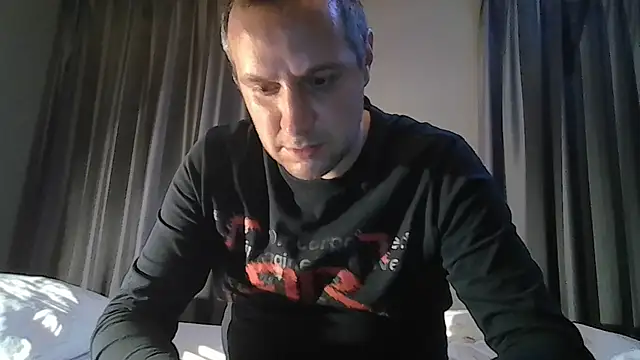 Snapshot of popperspair chatting on September 20, 12:22 am popperspair online show from September 20, 12:22 am