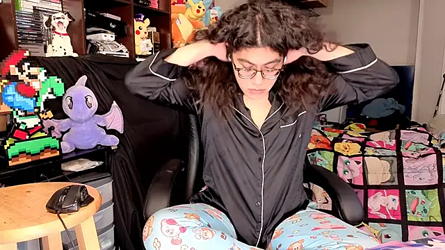 ShinyCherub online show from January 11, 5:23 am