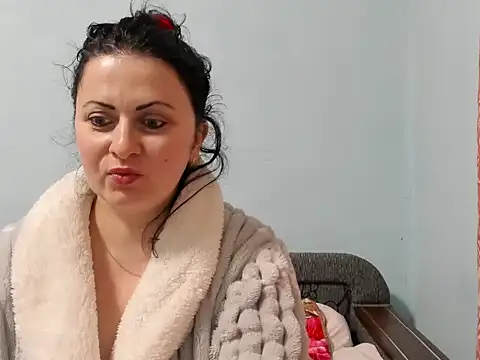 Lillian2 online show from January 5, 7:07 am