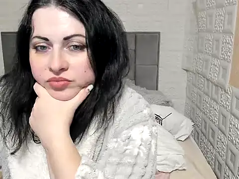 Lillian2 online show from February 20, 7:41 pm