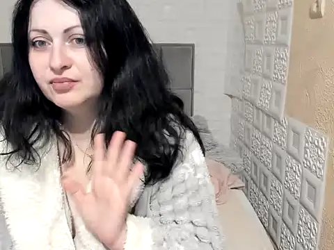 Lillian2 online show from March 3, 5:20 am