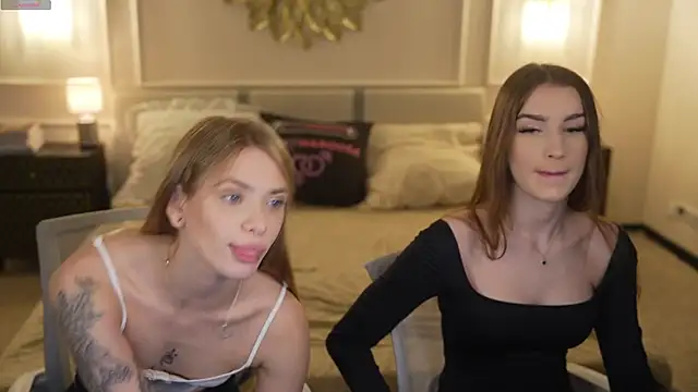 Snapshot of Angy_Netal chatting on December 1, 11:26 am Angy Netal online show from December 1, 11:26 am