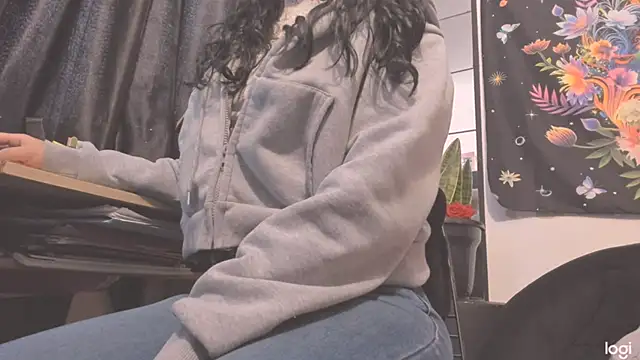 MYFAVOURITESTRAGER online show from September 10, 3:34 pm