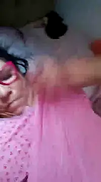 Snapshot of Delicy1 chatting on January 8, 11:32 am Delicy1 online show from January 8, 11:32 am