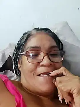 Snapshot of Delicy1 chatting on February 11, 9:56 pm Delicy1 online show from February 11, 9:56 pm