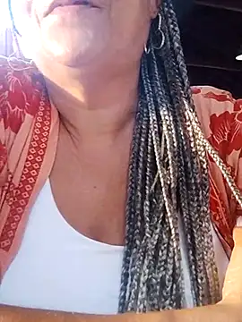 Snapshot of Delicy1 chatting on February 14, 9:10 pm Delicy1 online show from February 14, 9:10 pm