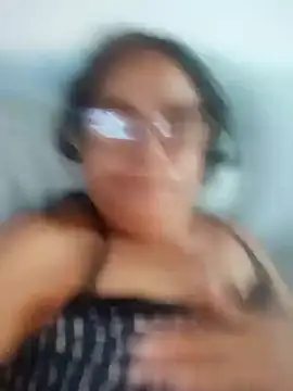 Snapshot of Delicy1 chatting on February 21, 9:43 pm Delicy1 online show from February 21, 9:43 pm