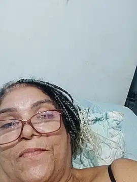 Snapshot of Delicy1 chatting on February 25, 10:39 pm Delicy1 online show from February 25, 10:39 pm