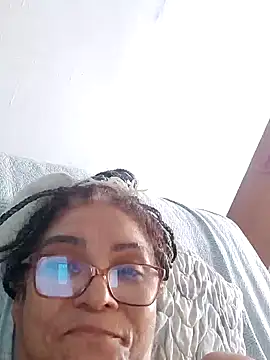 Snapshot of Delicy1 chatting on February 27, 3:59 pm Delicy1 online show from February 27, 3:59 pm