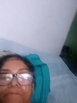 Snapshot of Delicy1 chatting on March 15, 1:30 am Delicy1 online show from March 15, 1:30 am