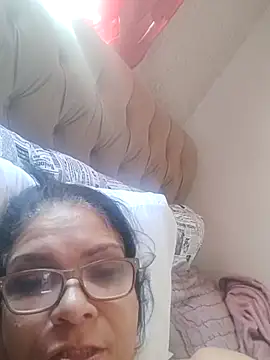 Delicy1 online show from February 15, 12:25 pm