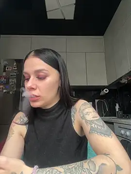 Queen of pain online show from March 27, 7:14 am