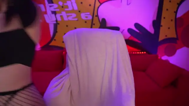 Snapshot of Daenerys_Daenn chatting on December 2, 7:58 am Daenerys Daenn online show from December 2, 7:58 am