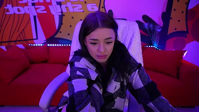 Snapshot of Daenerys_Daenn chatting on January 4, 7:23 pm Daenerys Daenn online show from January 4, 7:23 pm