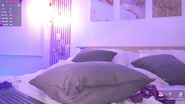 LillyThompson online show from February 19, 4:23 am