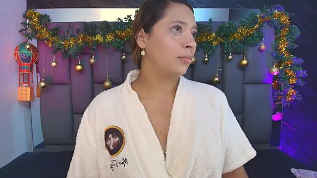  MiaBrown  online show from December 18, 12:11 pm