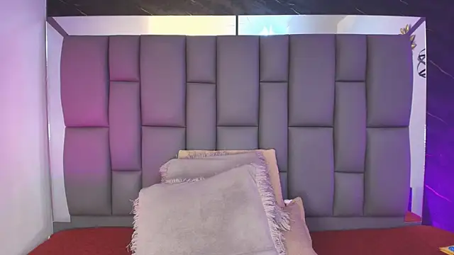  MiaBrown  online show from March 12, 12:11 pm