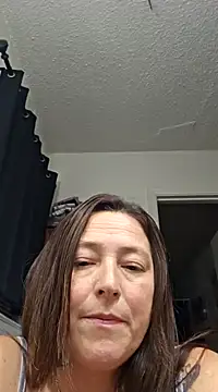 angelbaby1998 online show from December 16, 4:34 am