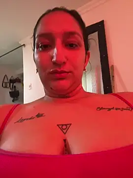 Snapshot of liz_dirty chatting on July 21, 9:50 pm liz dirty online show from July 21, 9:50 pm