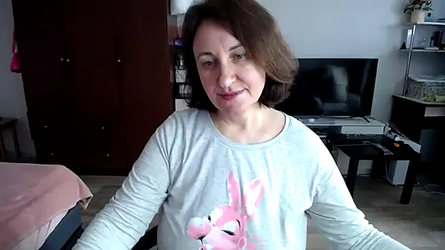 DonnaMagdalena online show from April 4, 11:29 am