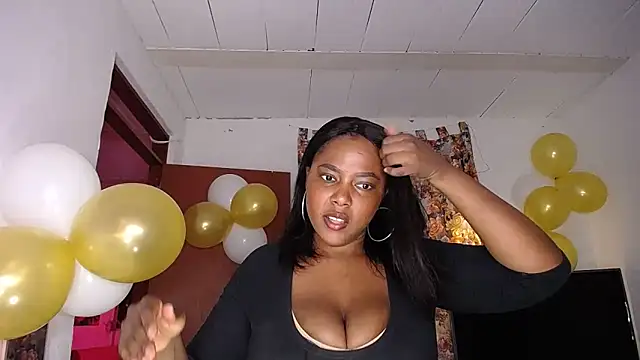 Snapshot of yselahot chatting on March 13, 7:06 pm yselahot online show from March 13, 7:06 pm