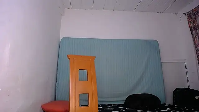 Snapshot of yselahot chatting on November 4, 1:21 pm yselahot online show from November 4, 1:21 pm