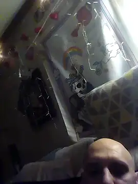 ClydeCan409 online show from April 17, 6:38 am