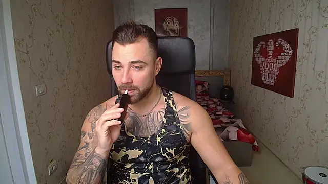 Snapshot of DuncanStone chatting on January 3, 10:52 am DuncanStone online show from January 3, 10:52 am