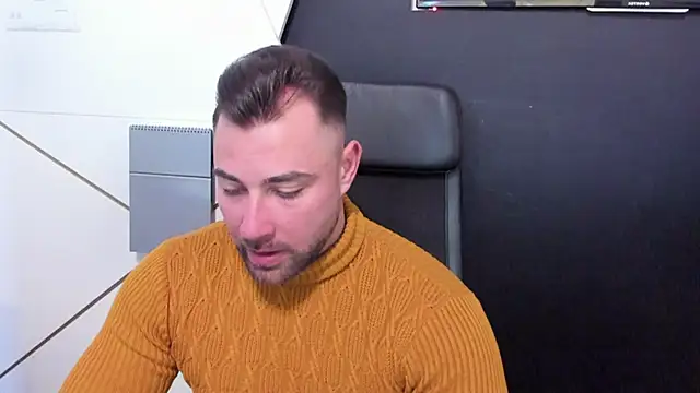 Snapshot of DuncanStone chatting on February 21, 8:51 am DuncanStone online show from February 21, 8:51 am
