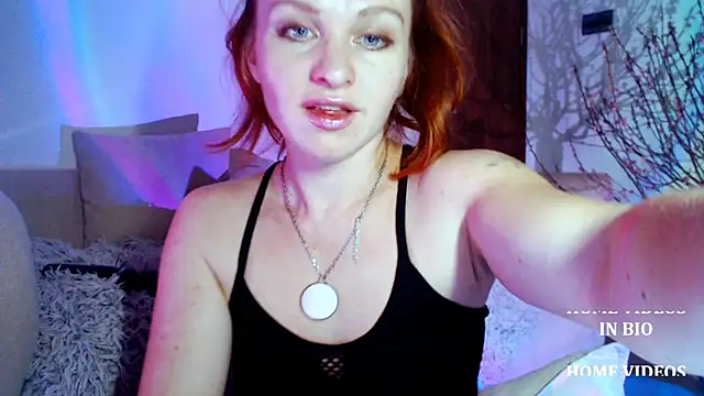 Cassie Wild online show from February 20, 1:33 pm