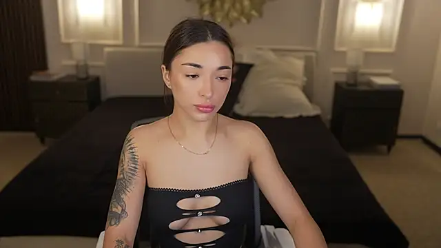 Snapshot of Jasmine_Flow chatting on June 15, 7:21 am Jasmine Flow online show from June 15, 7:21 am
