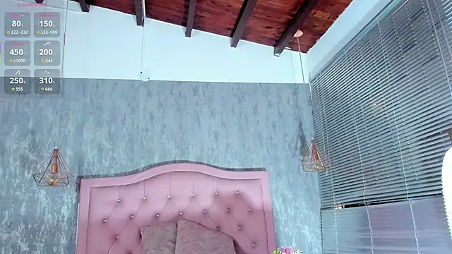 naomidibello online show from March 26, 6:35 pm