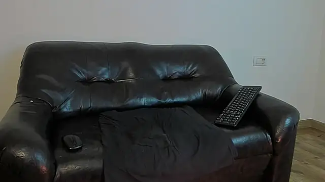 Snapshot of KingMalcom chatting on January 24, 10:32 am KingMalcom online show from January 24, 10:32 am