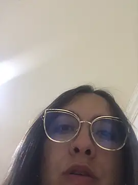 nalalye cruzz  online show from February 22, 12:26 pm